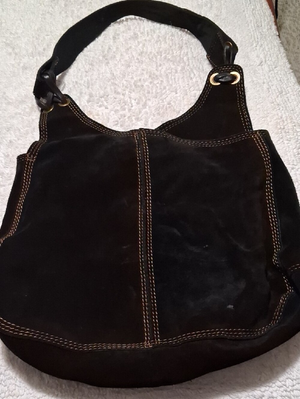 Lucky Brand Vintage Black Suede Shoulder Bag with Contrast Stitching - Picture 3 of 6